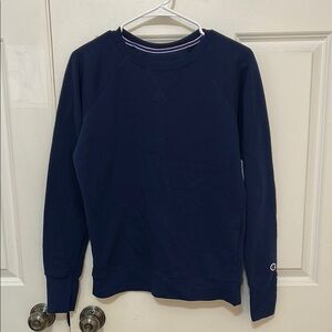Champion women’s Navy Blue crewneck sweatshirt size small